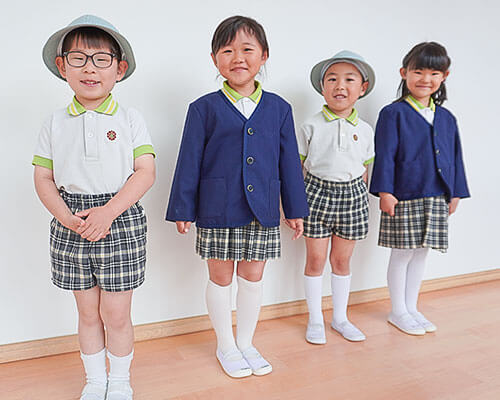 大阪府大東市の幼稚園保育園こども園の制服