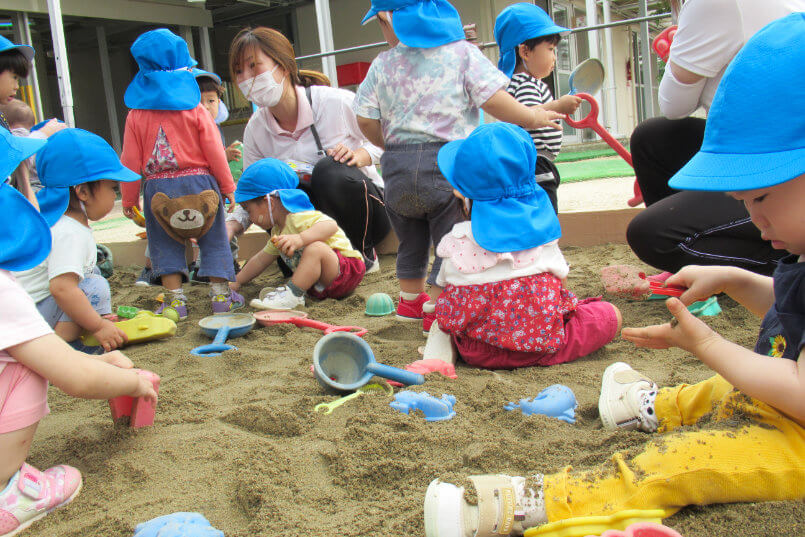 大阪府大東市の住道こども園の一日の流れの設定保育